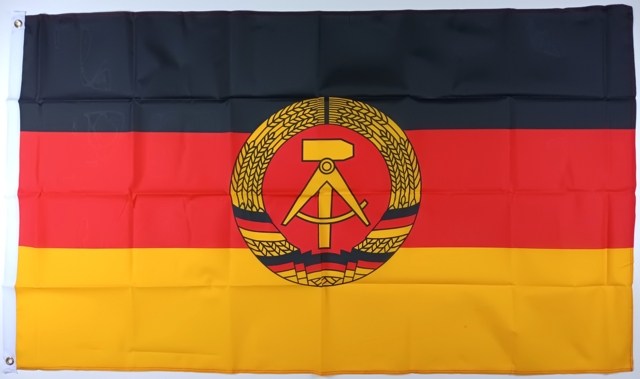 ÖSTTYSKLAND FLAGGA 150X90CM