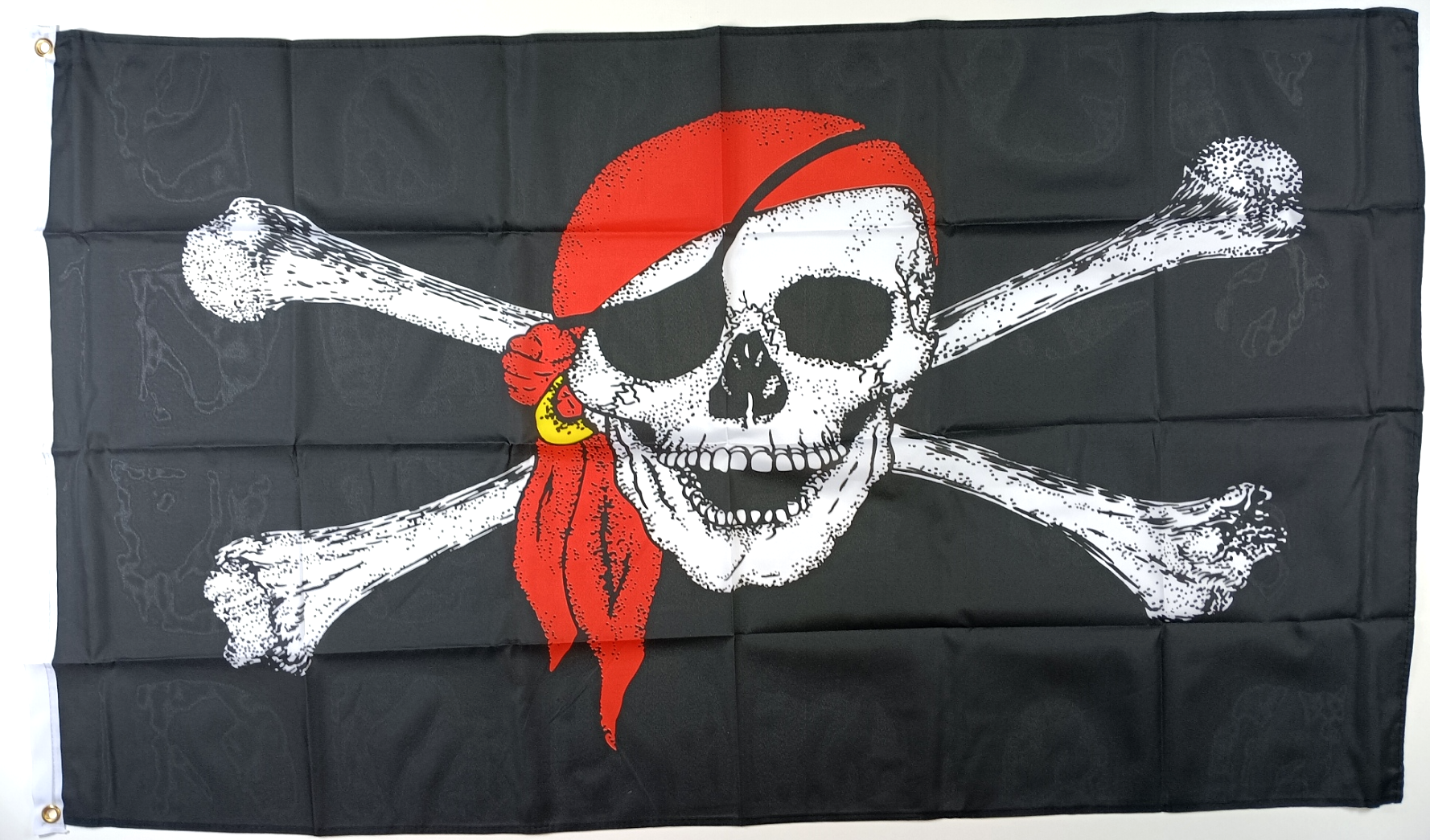 DÖSKALLEFLAGGA RED SCARF 150X90CM