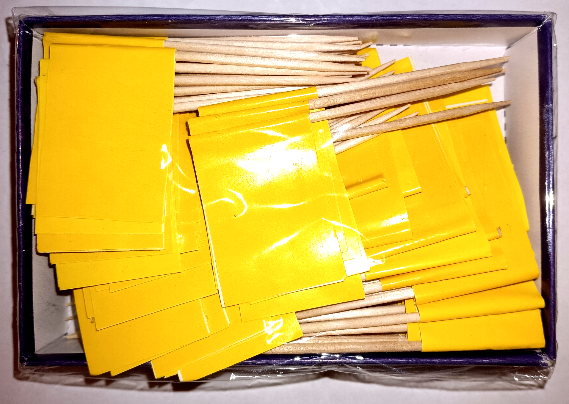 GULA COCKTAILFLAGGOR 100st