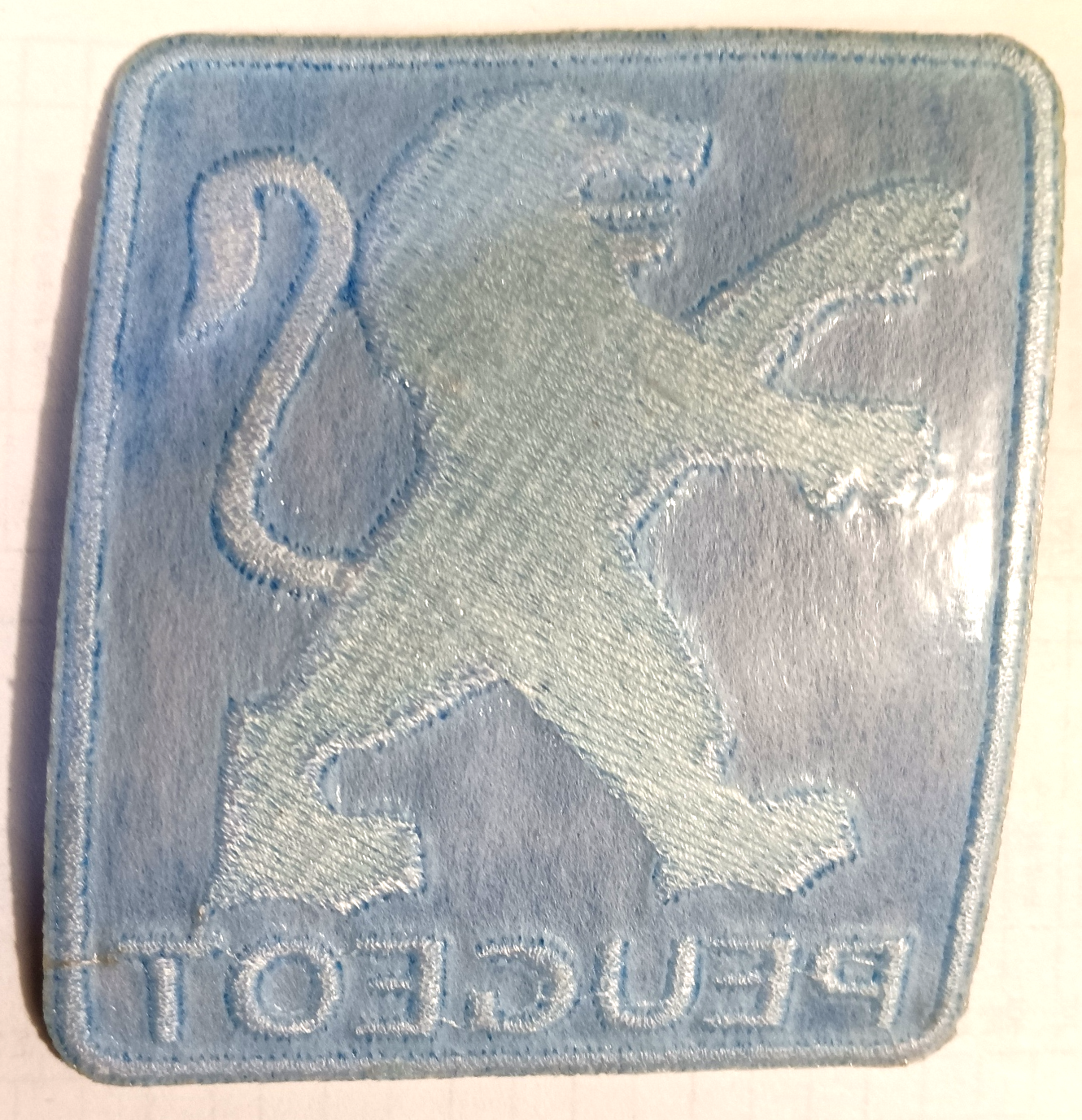 PEUGEOT TYGMÄRKE PATCH 77X67mm