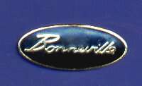 TRIUMPH BONNEVILLE PIN 25x11mm