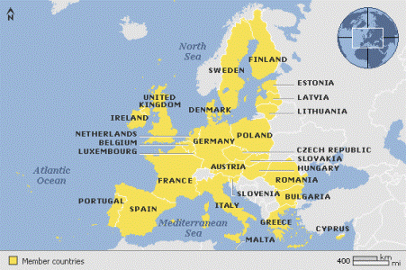 28 MEDLEMSLÄNDER I EU HANDFLAGGOR 15X10CM