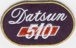 DATSUN 510 TYGMÄRKE 83x50mm