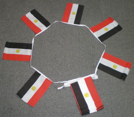 EGYPTEN FLAGGSPEL 6 METER LÅNGT MED 20 FLAGGOR
