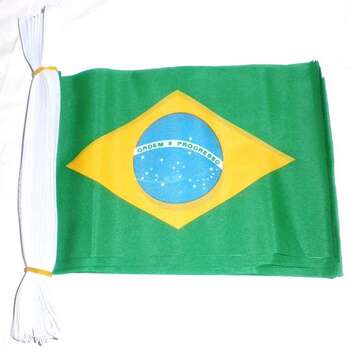 BRASILIEN FLAGGSPEL 6 METER LÅNGT MED 20 FLAGGOR