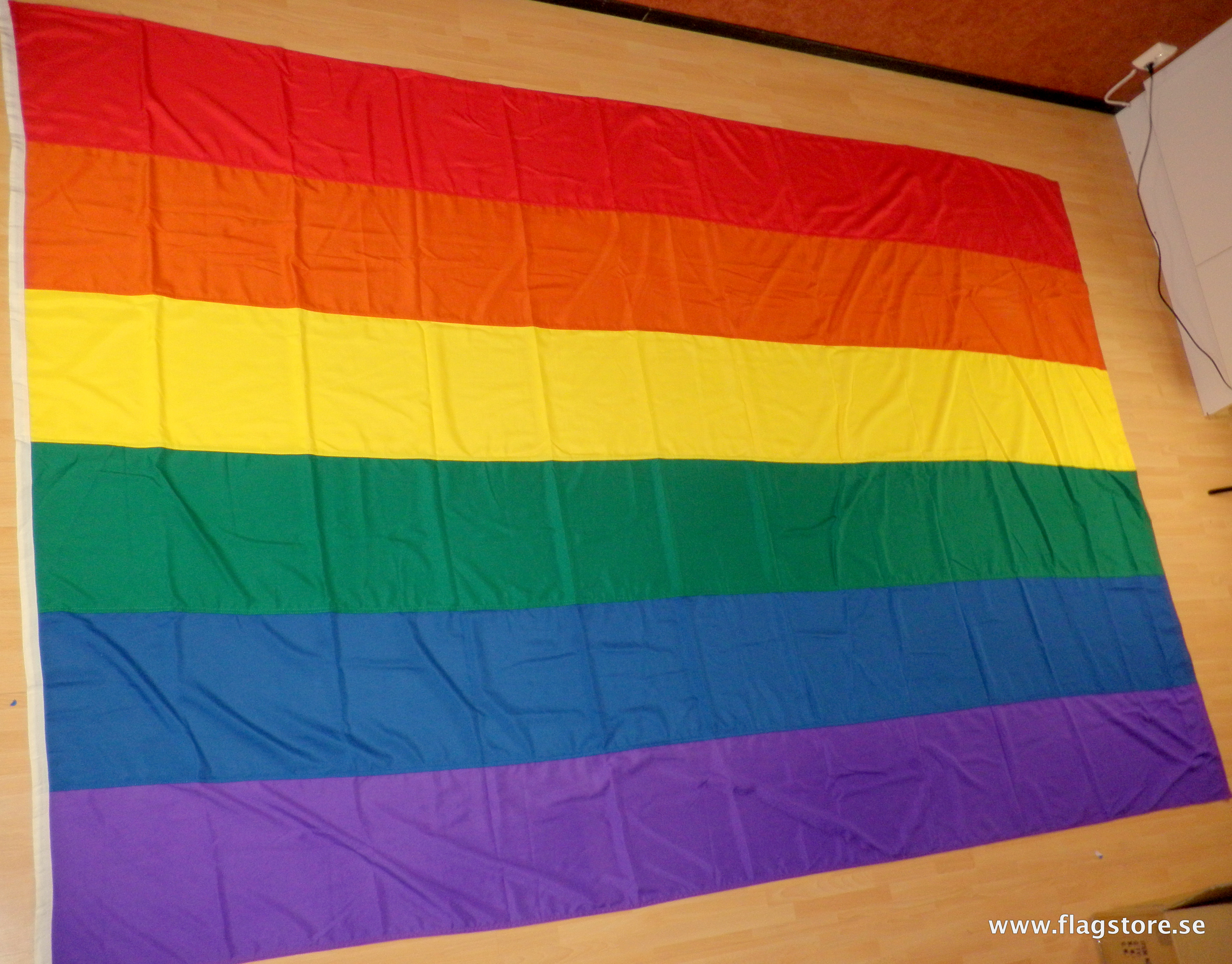 PRIDE SYDD FLAGGA PREMIUM KVALITET 300X180CM FÖR FLAGGSTÅNG 11-12 METER