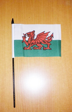 WALES HANDFLAGGA 15X10CM