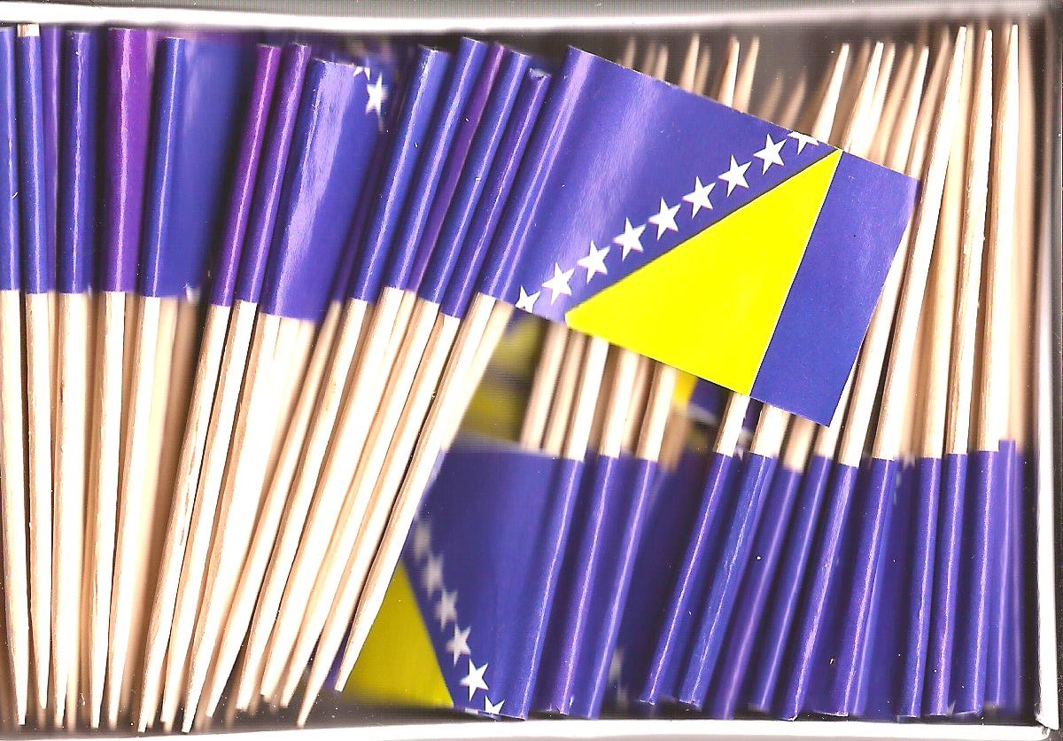 BOSNIEN-HERCEGOVINA COCKTAILFLAGGOR 100st