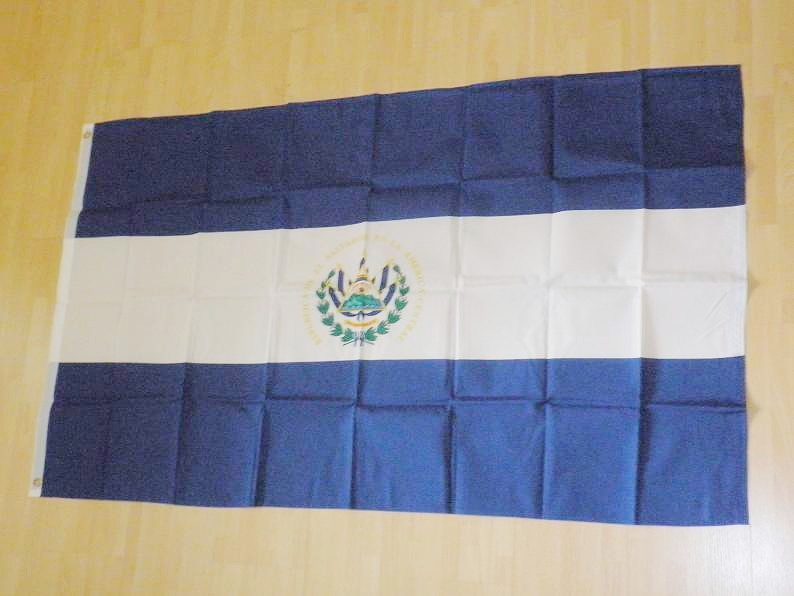 EL SALVADOR FLAGGA 90X60CM
