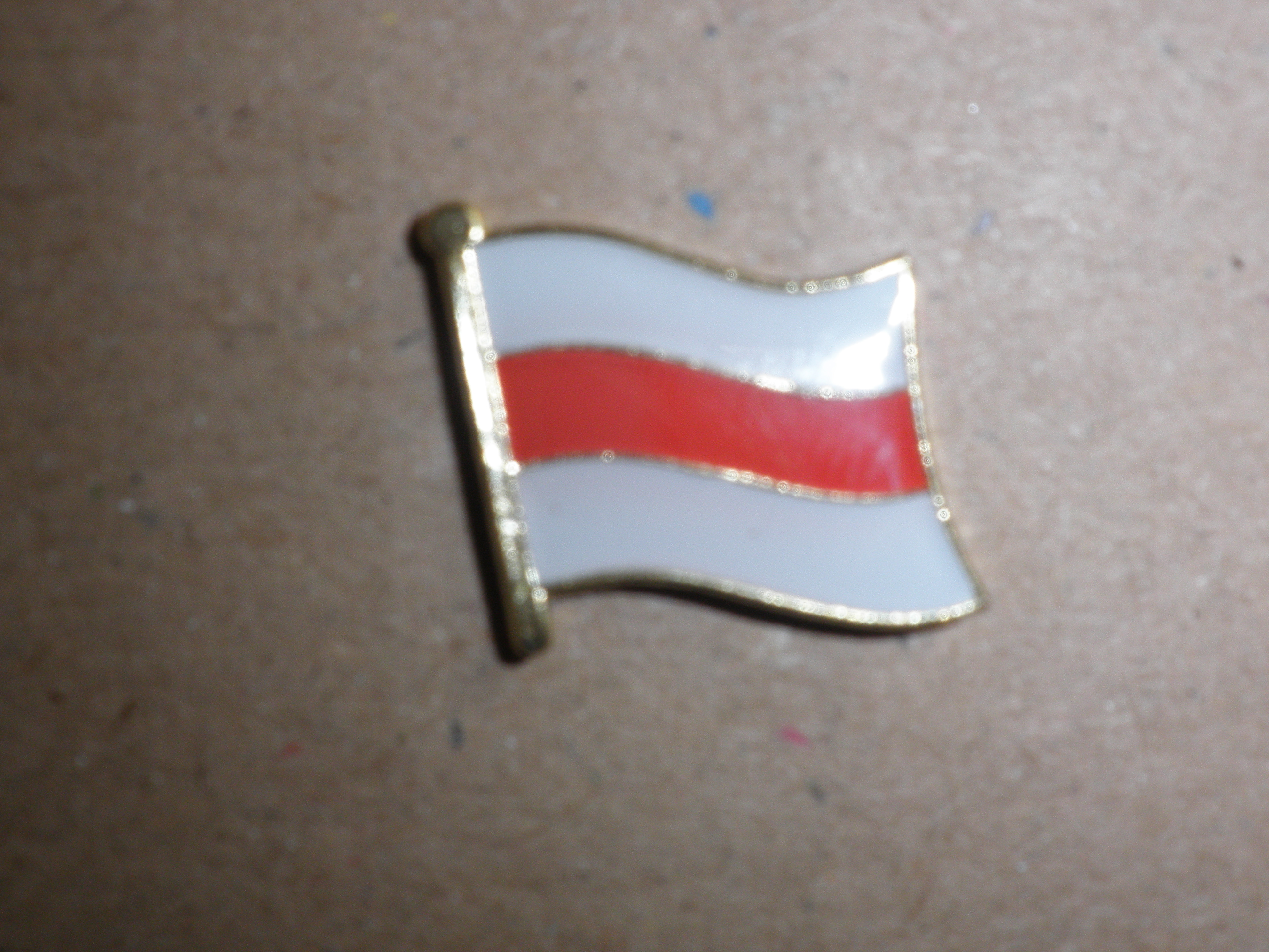 BELARUS GAMLA FLAGGA PIN