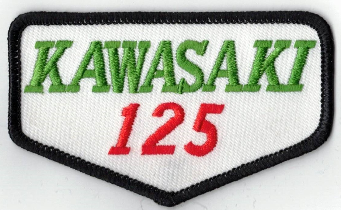 KAWASAKI 125 TYGMÄRKE ca90x54mm