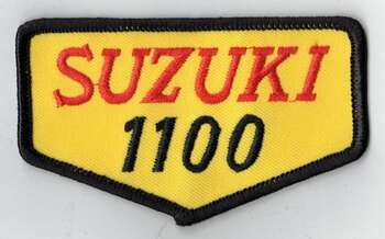 SUZUKI 1100 TYGMÄRKE ca90x54mm