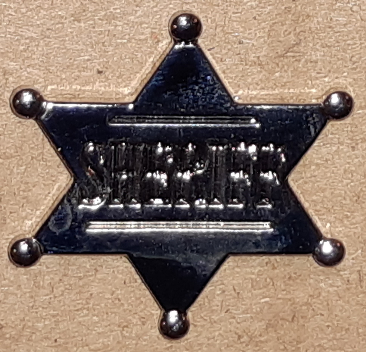 Sheriff Pin 28mm