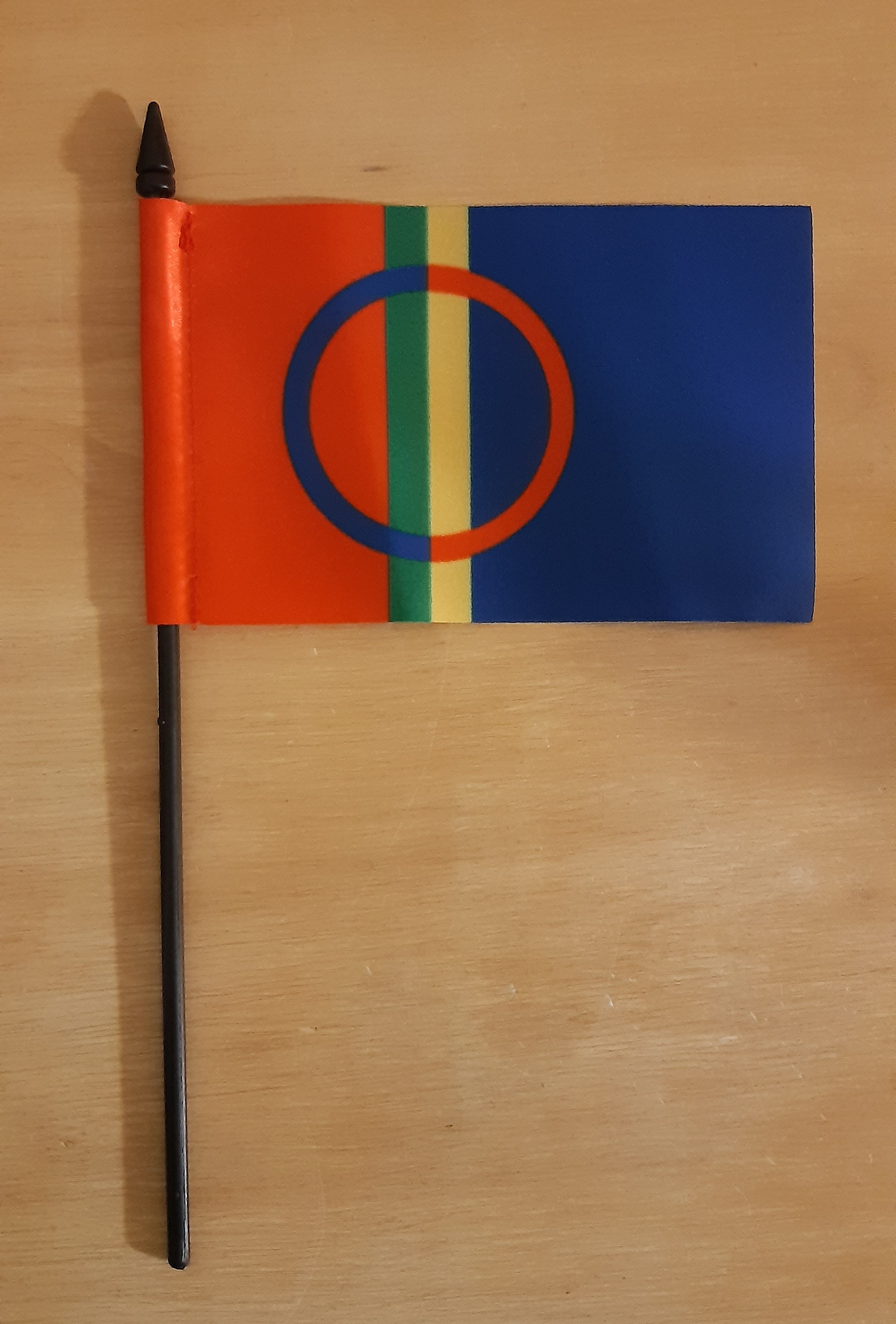 SAME HANDFLAGGA 15X10CM PREMIUM