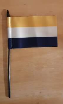 TORNEDALEN HANDFLAGGA 15X10CM PREMIUM