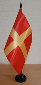 SKÅNE HANDFLAGGA 23X15CM PREMIUM