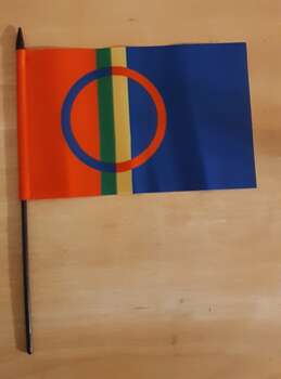 SAME HANDFLAGGA 23X15CM PREMIUM