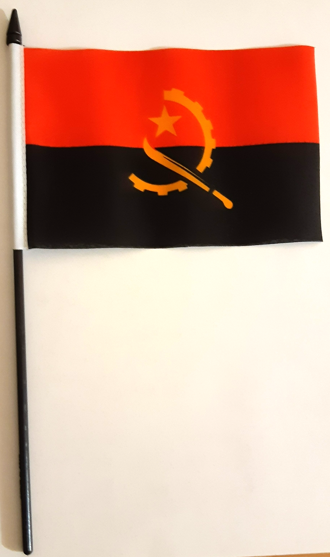 ANGOLA HANDFLAGGA 15X10CM